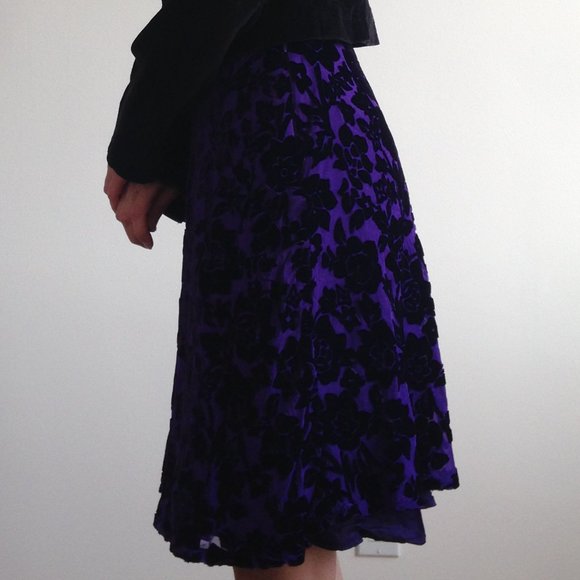 The Work - Purple Velvet Burnout Flower Skirt - Picture 12 of 12